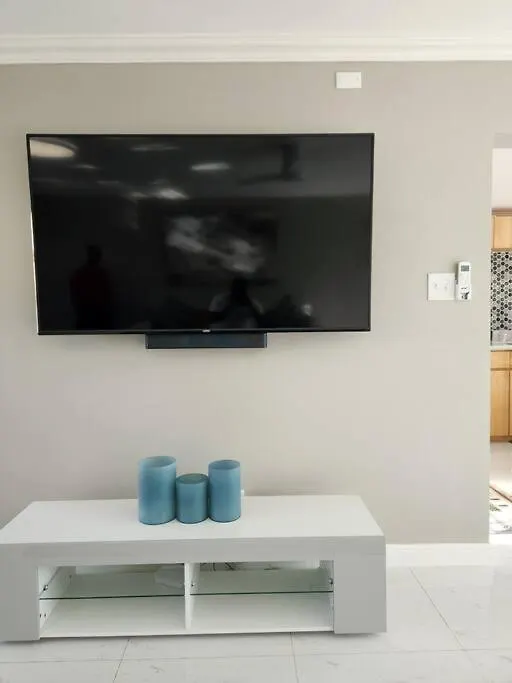 別荘 Modern Luxury 2-Bedroom 2.5-Bathroom Townhouse ネグリル