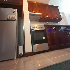  Apartment 1 Bedroom 32 Jamaica
